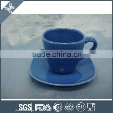 2016 good quality ceramic bright colored cup and saucer without decal