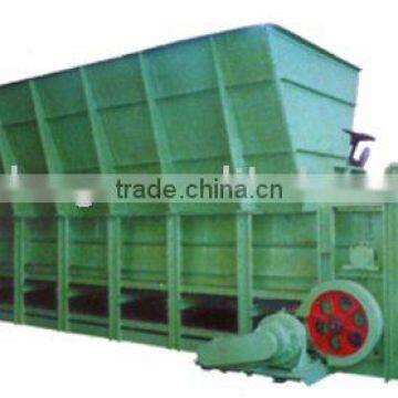 caly brick making box feeder