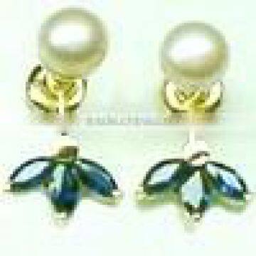 Ear Ring With Pearl & Blue Sapphire