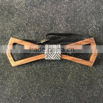 2016 New Design Wooden/Wood Bow Tie With Knitting Plaid Fabric For Men's Clothing