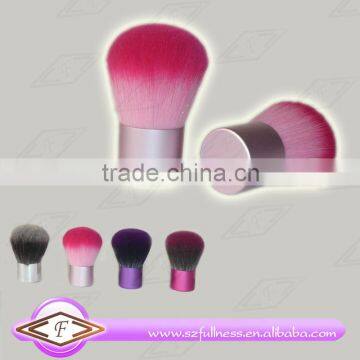 Mini kabuki makeup brush