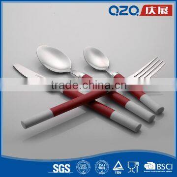 China High Grade Material Custom Novelty Cutlery Set With Plastic Handle photo-4