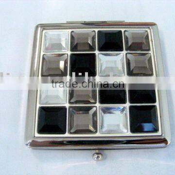 metal compact Mirrors
