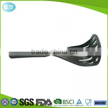 Durable Hard Nylon Modern Family Necessary Utensils Parts Potato Server