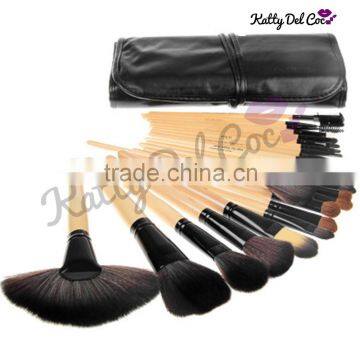 wood color 24pcs makeup brush Professional 24pcs custom logo makeup brushes set PU bag                        
                                                Quality Choice
                                                                    Supplier'