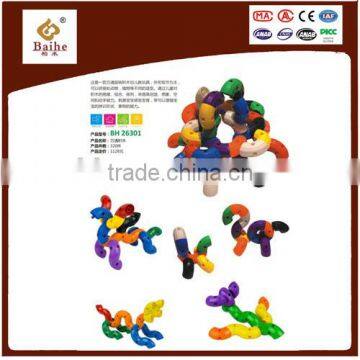 Plastic building block toys
