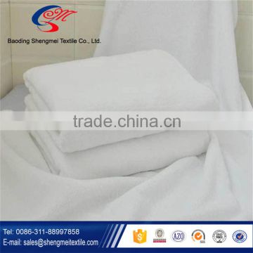 2016 new design and customized size hotel bath towel softtextile