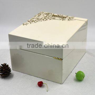 white dress beaty jewelry box, white beauty gold jewelry box, nice plain wooden box