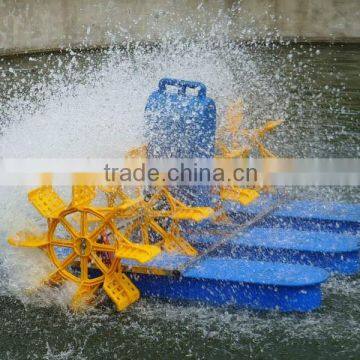 Fish aquaculture paddle wheel aerator for ponds