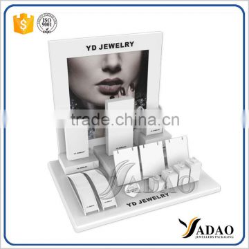 Luxurious free original design lacquer finish display jewellery displays manufacturer