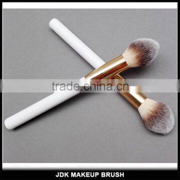 JDK Novelty Flame Shaped Cosmetic brush make up tool Fluffy Nylon Facial gold makeup brush