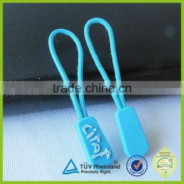 Silicon Zipper Pull Tabs with Embossed Logo