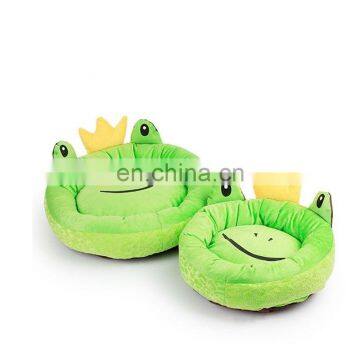 Lovely frog pattern short plush pet bed indoor and outdoor pet sofa