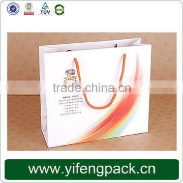 Guagnzhou Factory customized fancy foldable paper packaging bag