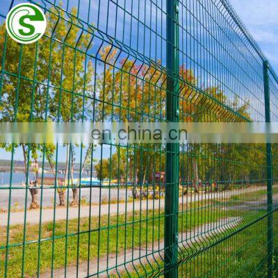 UK perimeter fence design decorative curved steel wire mesh barrier fencing for garden landscaping