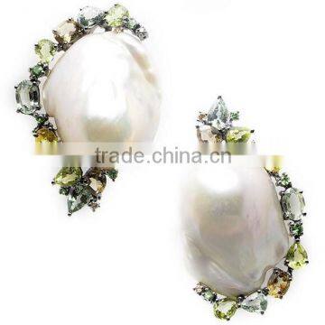 baroque pearl earings in silver