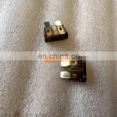 China Heavy Truck C7h/T7h/T5g Sinotruk Sitrak Electric System Truck Spare Parts WG9716582301+002/3 7.5a Chip Fuse