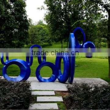 Painted technique metal ring sculpture for garden decoration