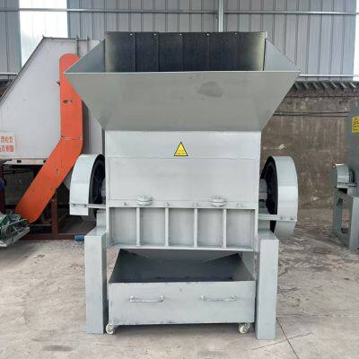 Triturador de plástico grande de bajo ruido, triturador de botellas de plástico y tela de plástico, triturador de canastas de fruta totalmente automático photo-4