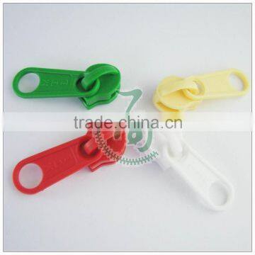 No.8 without lock plastic slider