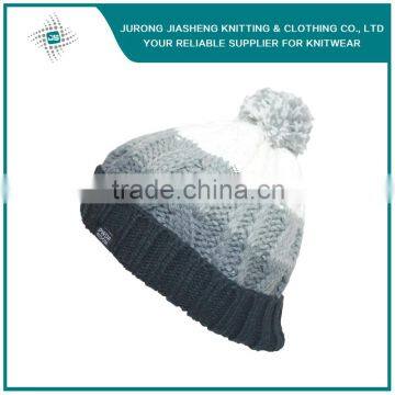 Fashion Pom Pom Knitted Hat