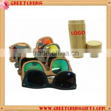 2016 hot custom bamboo sunglasses with bamboo case and polaried lens                        
                                                Quality Choice