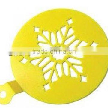 Fashion style yellow snow stencil cake