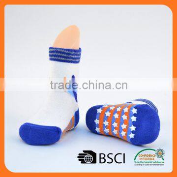 custom anti-slip indoor flooring cartoon boy tube young girl socks