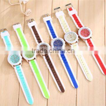 Fashion Colorful Women Silicone Watch photo-2