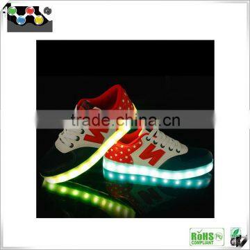 Hot selling comfortable led running shoes with batteries