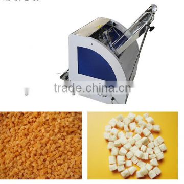 Bread croutons machine