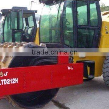 LTD 212H Hydraulic vibratory road roller