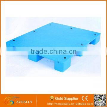 Flat Deck Plastic Pallet With 9 Feet