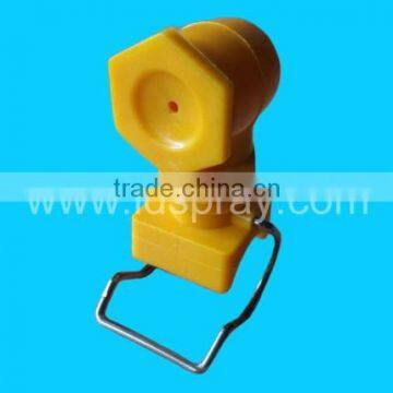 Plastic adjustable ball eyelet painting nozzle