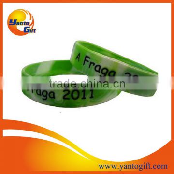 Novelty Design Color changing silicone wristband