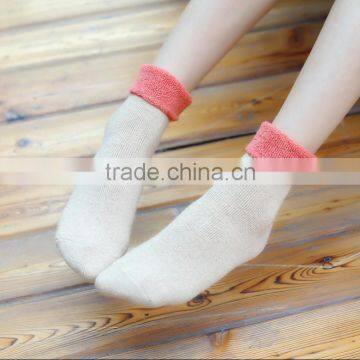 Zm21805a Wholesale Custom Stocks Female Cheap Winter Socks photo-2