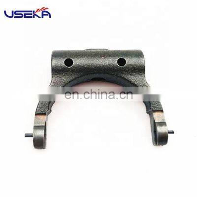 Hot sale LEVER ASSY-CLUTCH /Clutch Fork For NISSAN oem 30537-M8005