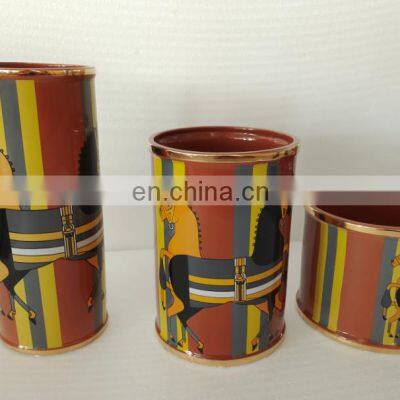 Ready to Ship Modern Luxury Cylinder Europe Ceramic Glazed Loyal Horse Pattern Porcelain Vase for Home Decor photo-3