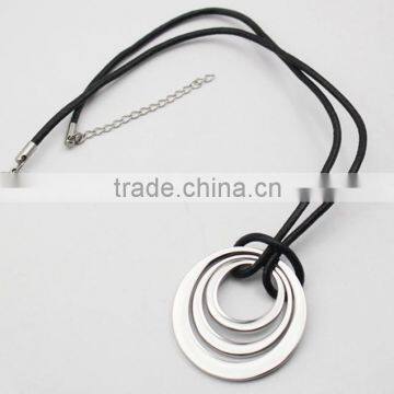 Handmade Stainless Steel Circle Pendant Necklace photo-4