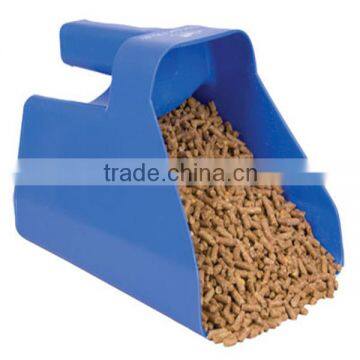 high-quality plastic feed scoop