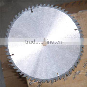 High quality T.C.T diamond cutting saw disc