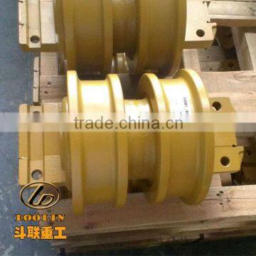 D5 Bulldozer Track Roller DF 9S9538