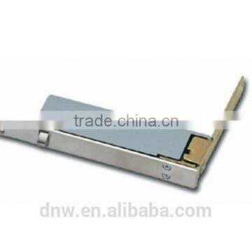 Automatic flush bolt