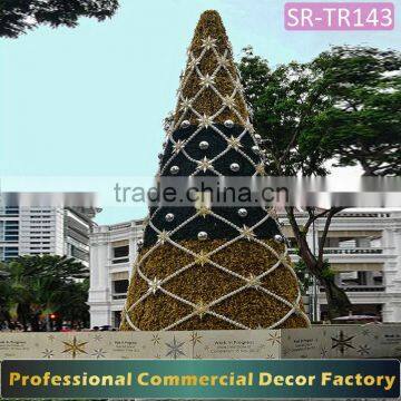 Outdoor large giant artificial christmas tree with Christmas ball decoration