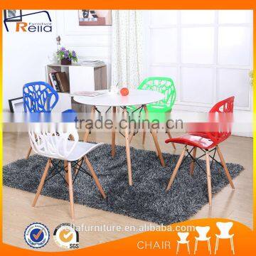 Morden Home Furniture Plastic Dining Room Chair With Wood Legs photo-4