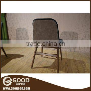 Restaurant Furniture Solid Rubber Wood Dining Table Set photo-4
