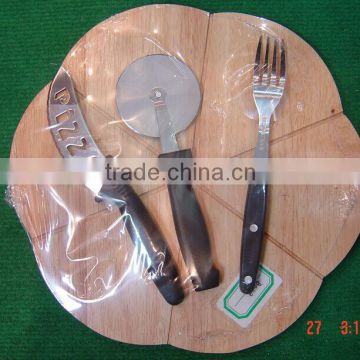 LOTUS SHAPE CHEESE BOARD WITH 3 PIECES KNIVES SET