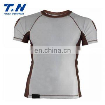 Mens compression shirts custom rash guard fabric