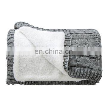 China Factory Supplier New Design Solid Color 2 Layers Acrylic and Wool Sherpa Winter Traveling Blanket With Competitive Price photo-2
