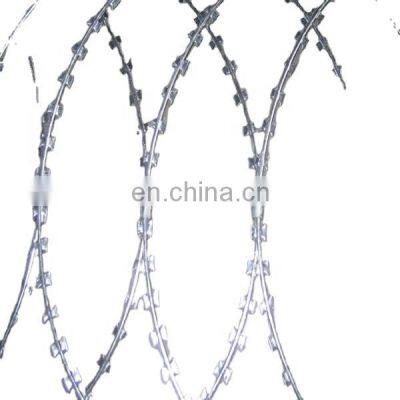 BTO-22 Galvanized Razor Wire Coils With Loops Dia 600 mm Used On Ships For Anti-piracy xinhai metal fence